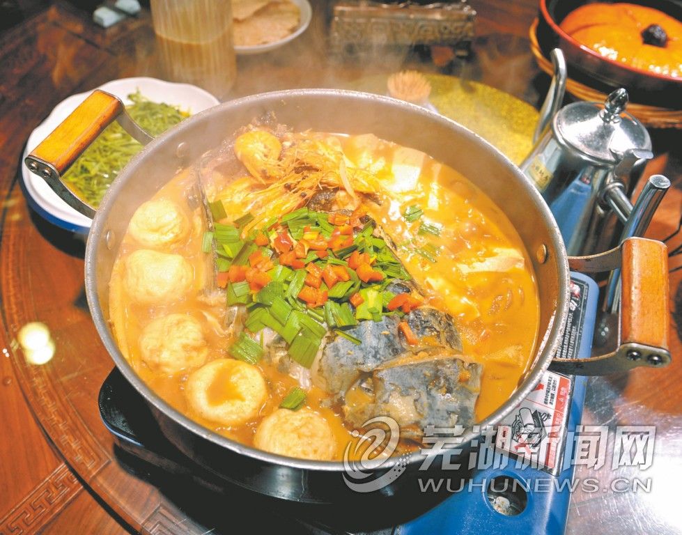爱心年夜饭巨无霸,爱心大餐的视频