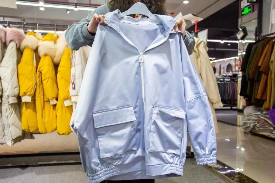 爆款羽绒服全场1元起,全场羽绒服低至199元起