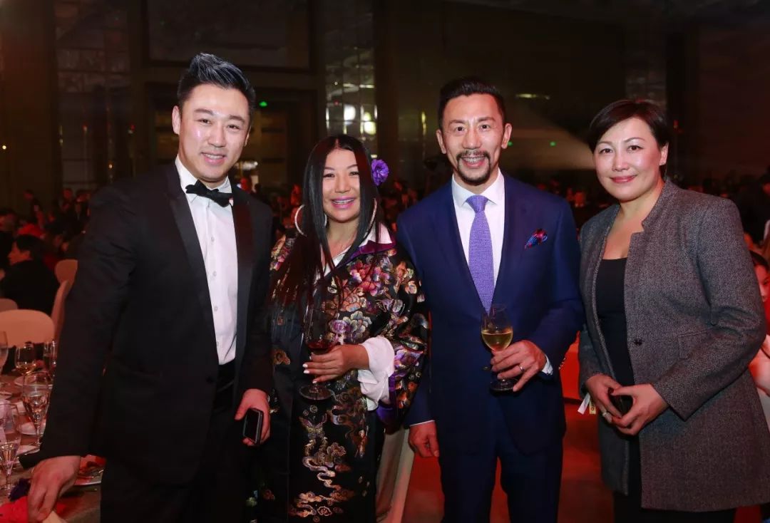 此夜格外耀眼|2020第十六届胡润至尚优品颁奖盛典花絮