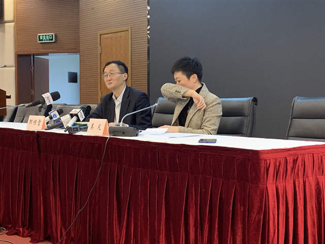 打喷嚏的正确防护方式,防疫安全小知识如何正确打喷嚏