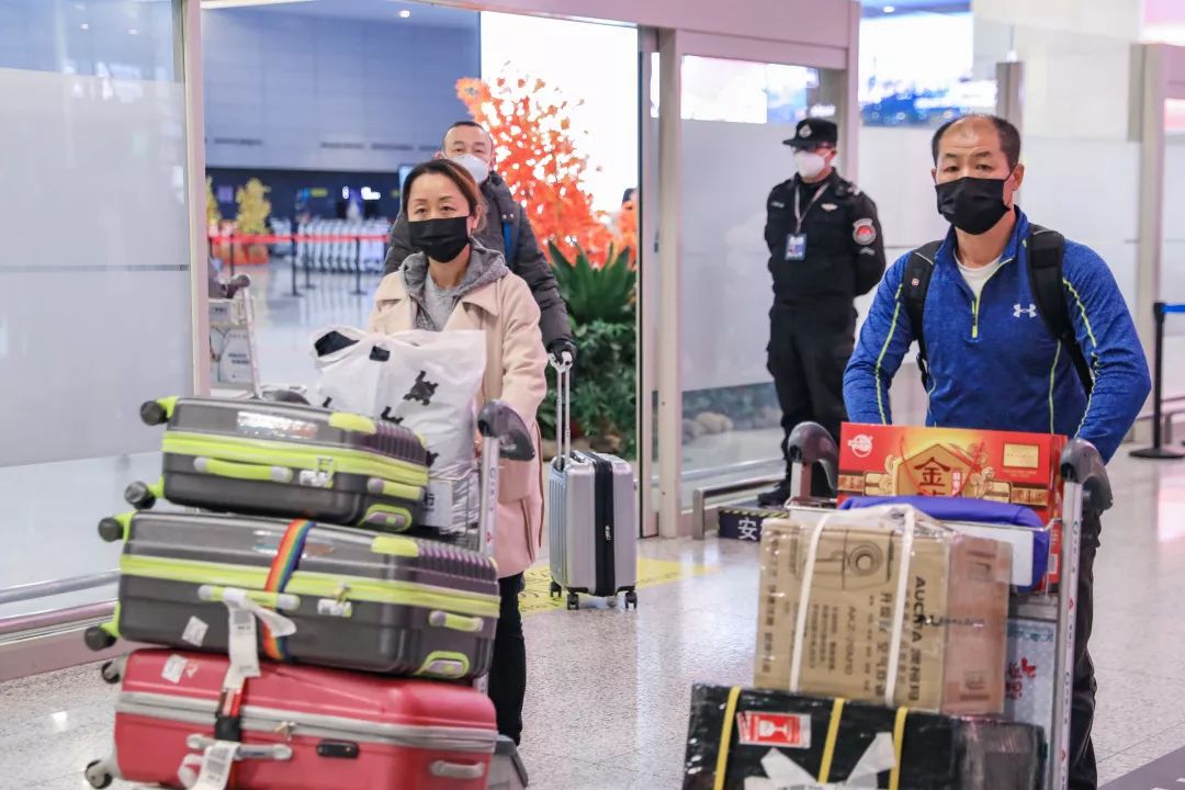 最近坐飞机去南京安全吗,南京禄口机场有危险吗