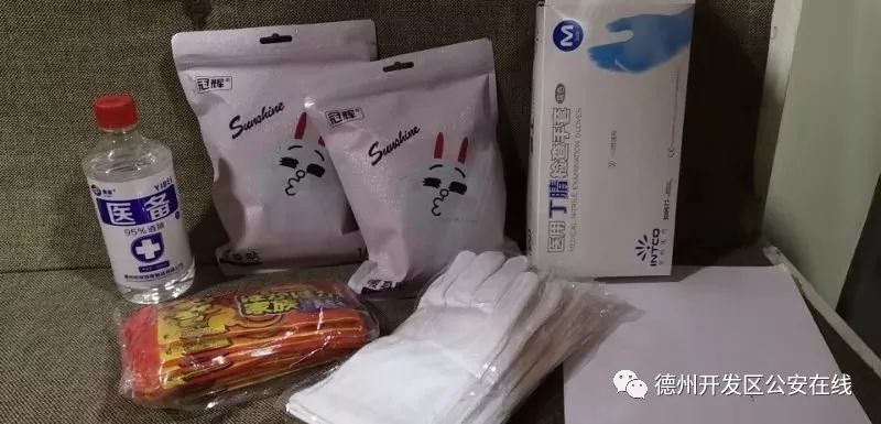 代购奶粉，让口罩，提供房车……看德州警民的有爱互动