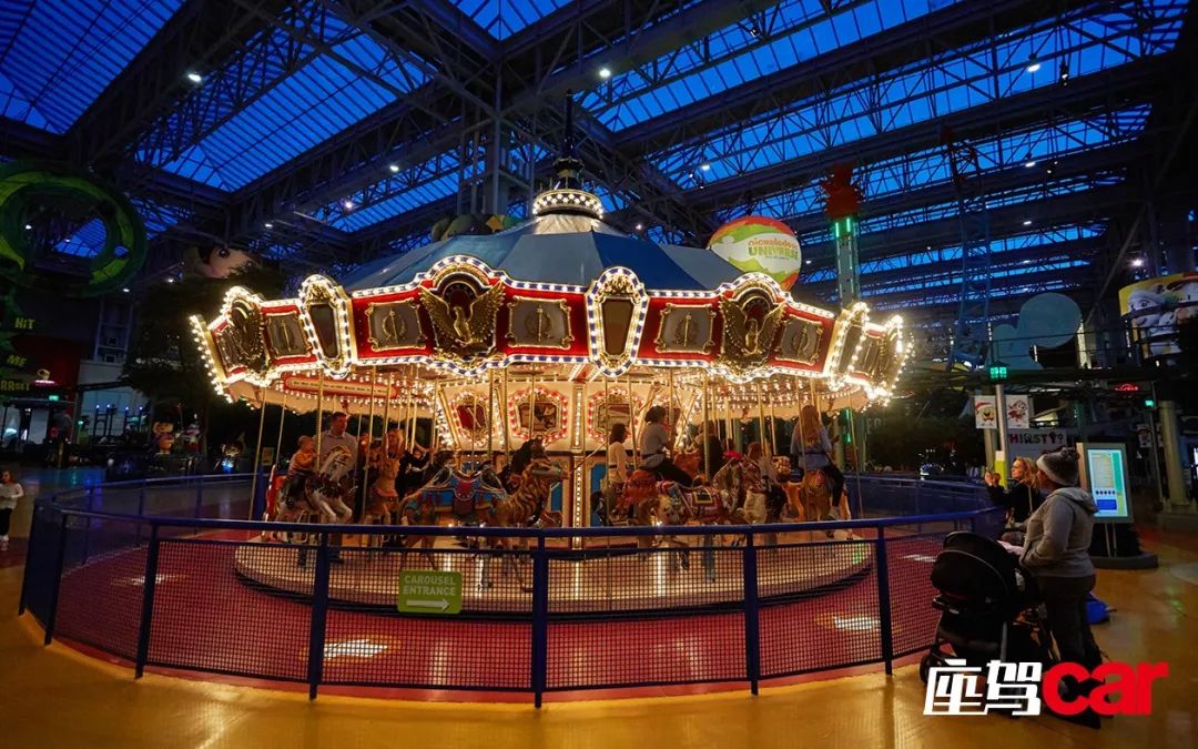 3辆车、7位老友、240个小时、2100公里……跨越北美五大湖区