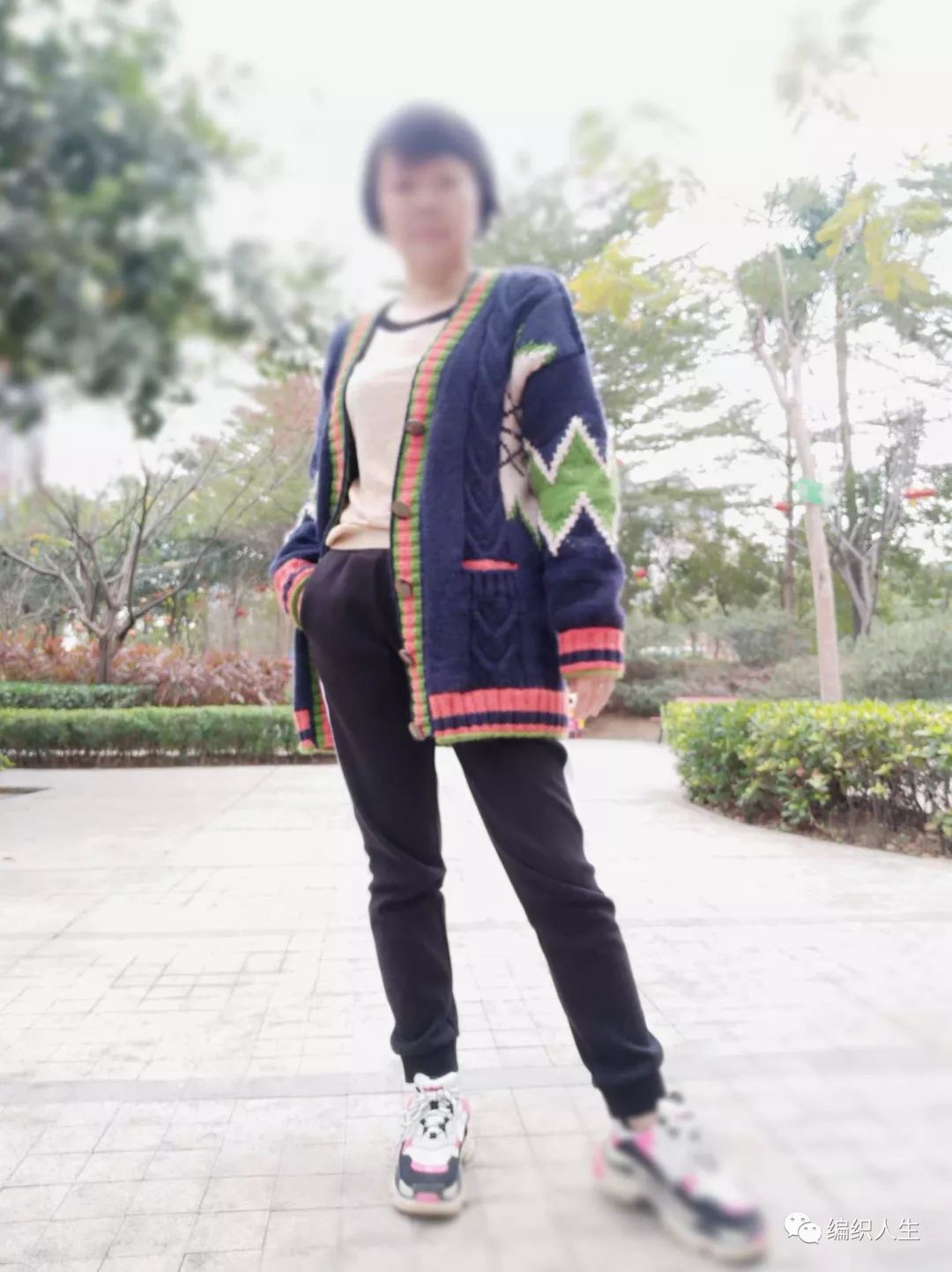 简单款儿童棒针v领开衫毛衣,v领棒针开衫外套前片