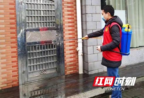 武陵区启明街道：志愿服务“红马甲”筑起防疫战线保护色