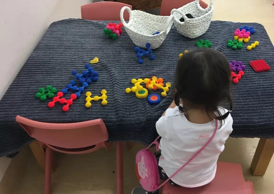 小朋友玩什么小游戏不花钱,童年的小游戏并且能赚钱