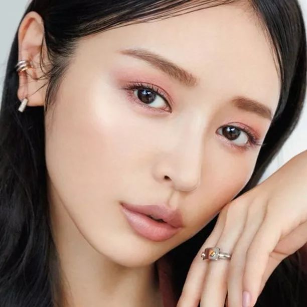 手把手教你打造仙美森系新娘造型,森绘梨佳仿妆教程