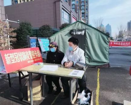 疫情防控小区物业暖心,疫情下给我们小区物业点赞