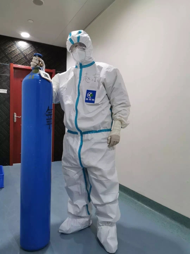 武大学子的三行情书,武大学生封校日常