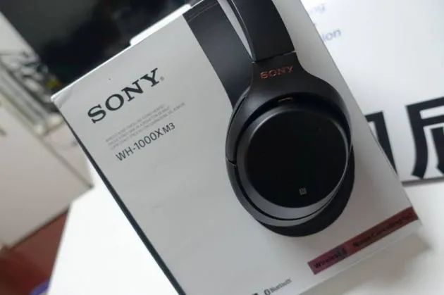 索尼耳机wh-1000xm3与4对比,索尼WH-1000XM3耳机评测