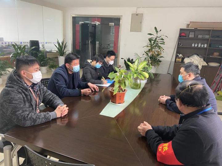 杭州滨江区信诚社区居委会副主任来社峰：办法全靠“跑”出来