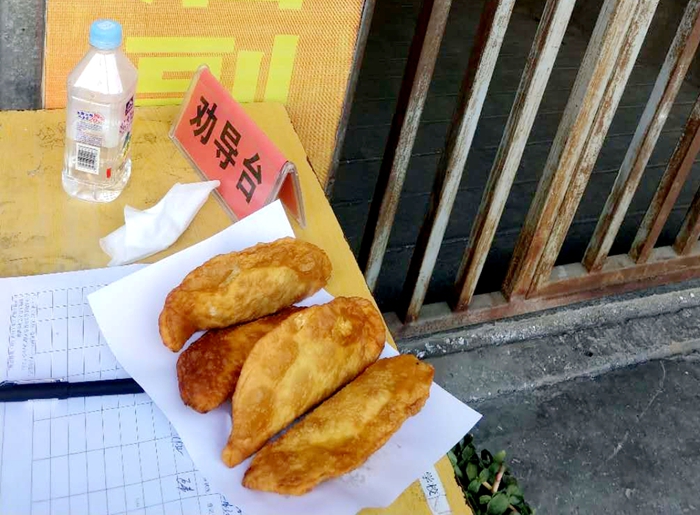 从疫线战场看雷锋精神,战疫行动诠释新时代雷锋精神