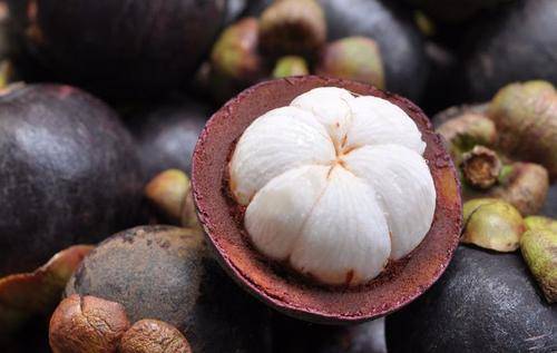 网购2.5公斤山竹冰块就占重一半，柳州一市民要求退货遭拒