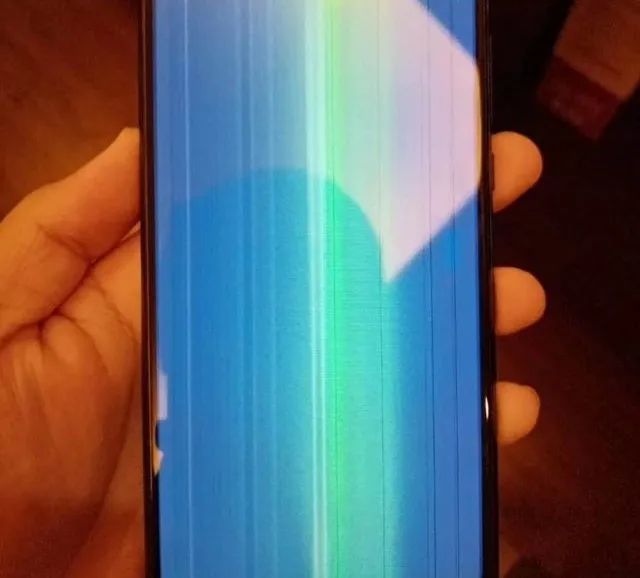 喷酒精导致手机屏幕失灵？苹果回应