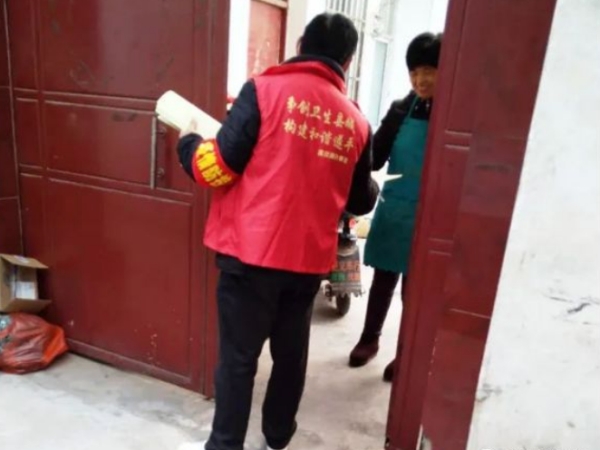 遂平：学雷锋做表率，我们在行动