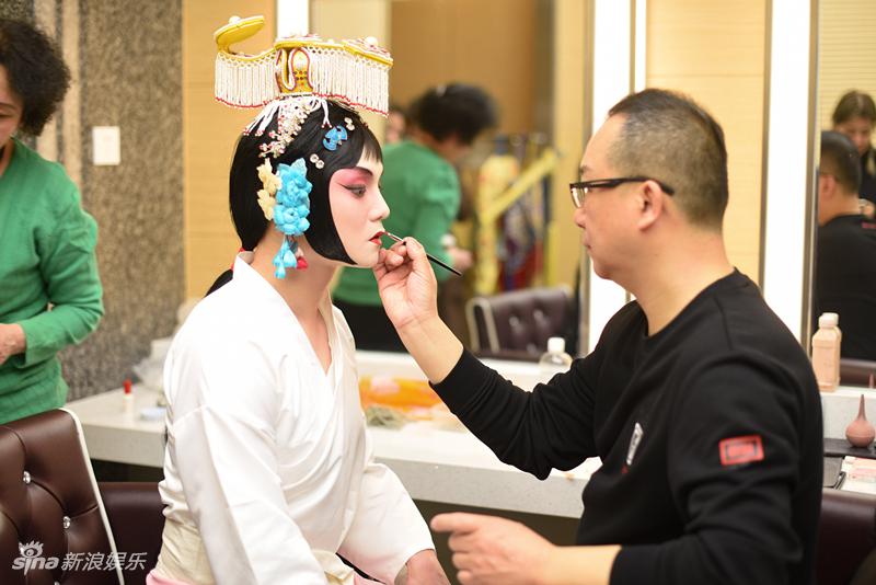 尹正鬓边不是海棠红怎样了,尹正看过鬓边不是海棠红的原著吗