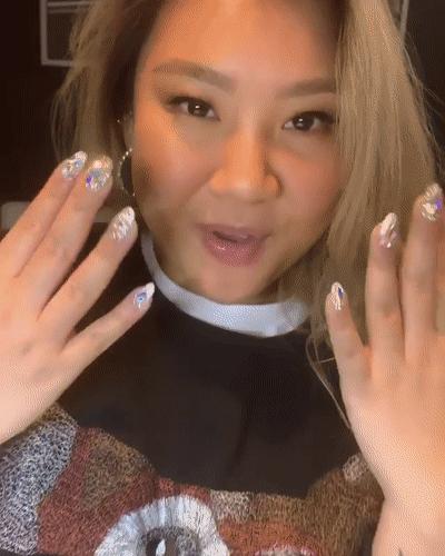 cardib亚裔美甲师,cardib的美甲师