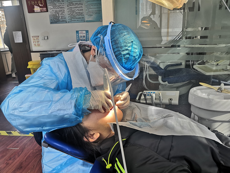 孩子得了奶瓶龋的治疗过程,宝宝全麻奶瓶龋修复过程