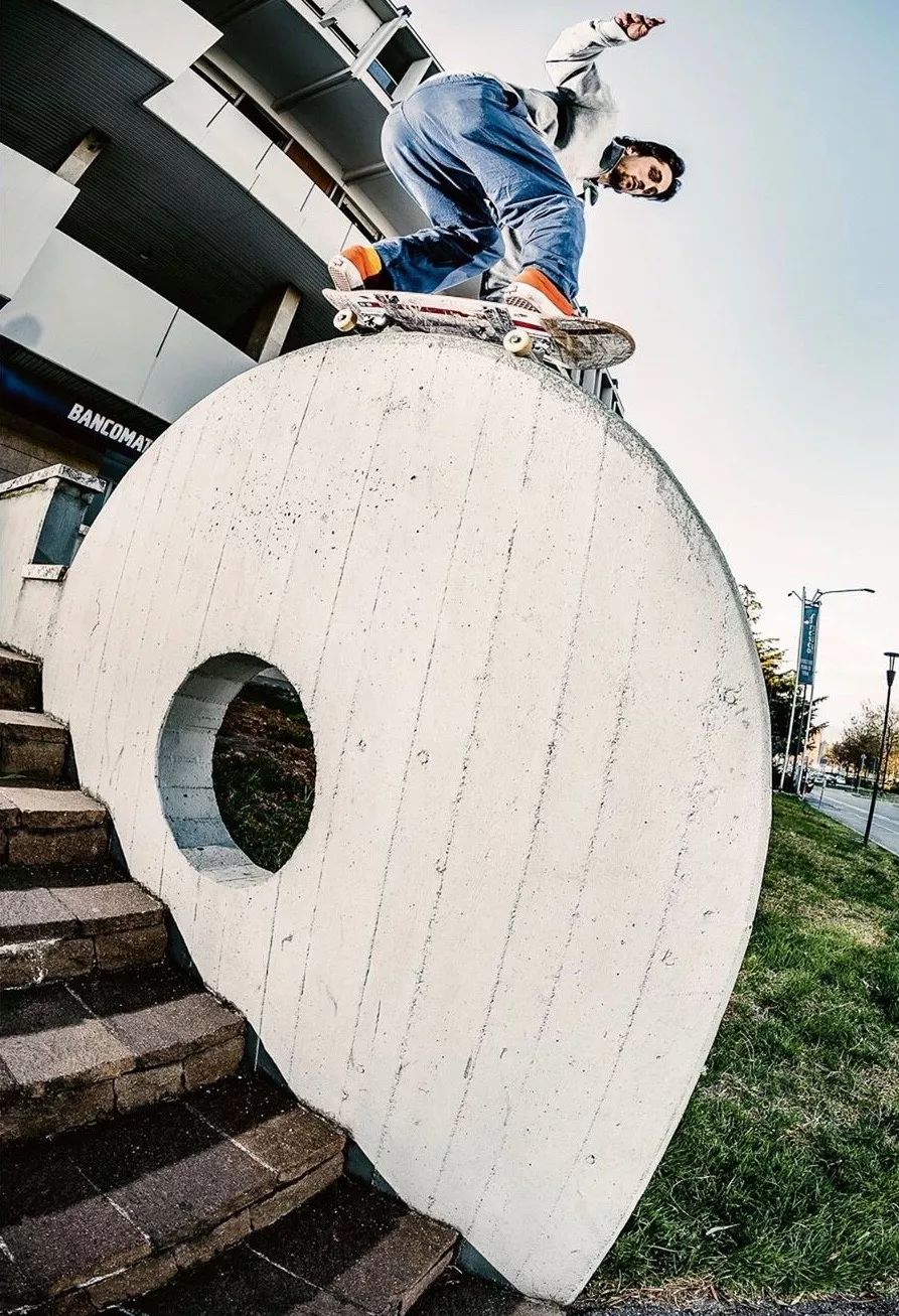 virgil设计了哪些作品,virgil生前设计的鞋