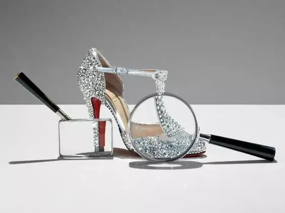 好看的cl红底鞋,一生必入的cl红底鞋