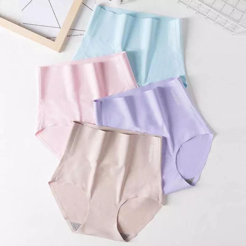 女性经常穿紧身内裤会怎样,不同阶段女人内裤的变化