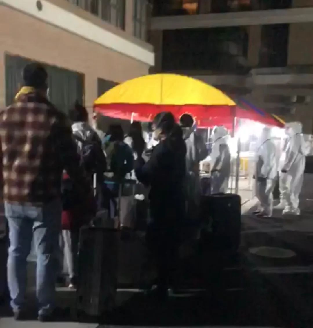 英国留学生回国隔离日记,境外留学生回国做核酸检测免费吗