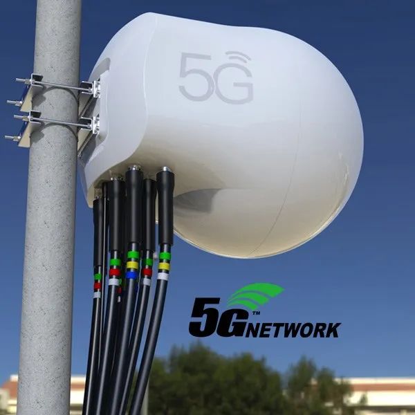 龙勃天线,龙勃透镜天线工作原理