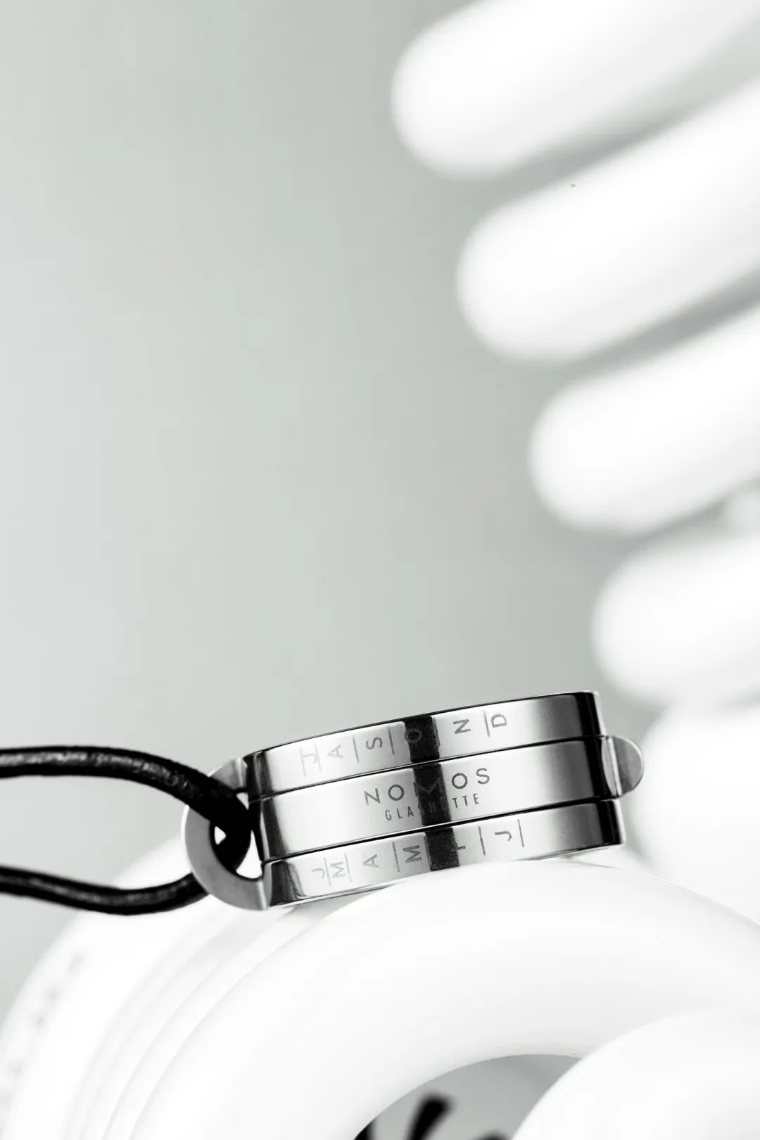 给我一杯萧邦的红酒来开狂欢的Party