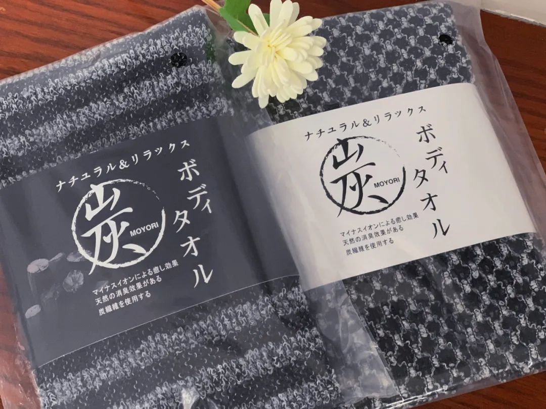 无痛搓泥|日系变态搓澡巾！轻轻搓一搓，泥条劈里啪啦的掉