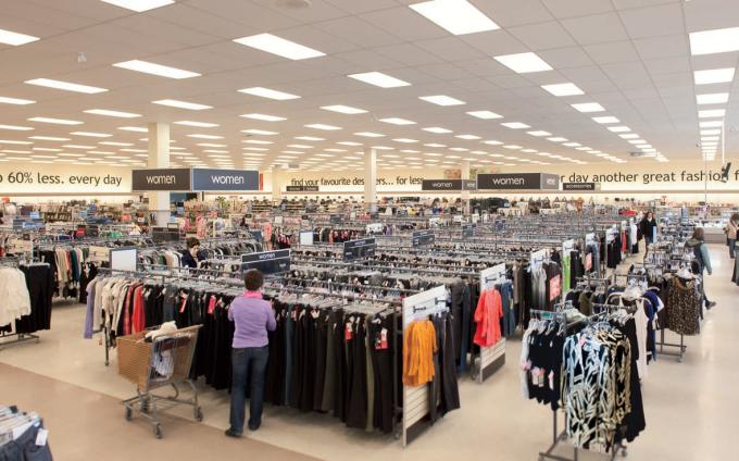 市值干翻44个王府井，美国最大折扣百货越萧条越火爆|隐形王者