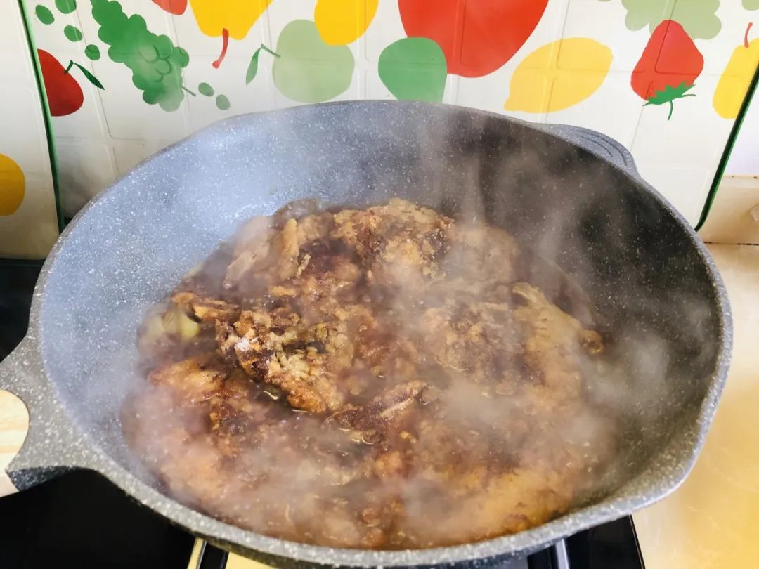 配面条还是米饭？教你烧超让人满足的红烧大排