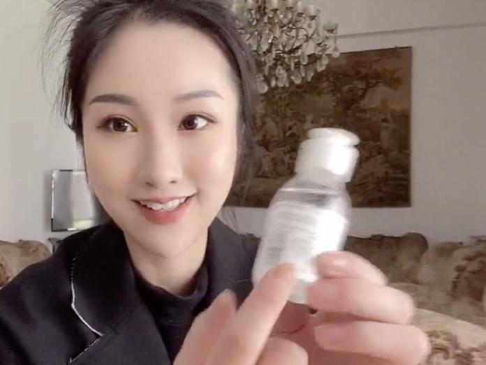 穿和服拍照配爱国歌曲,我的中国心