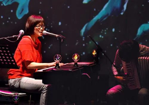 我们还能再看到演唱会吗？