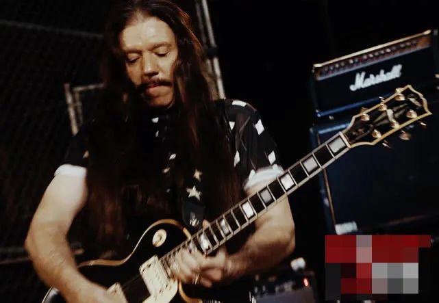 全球因新冠肺炎死亡的名人,感染新冠去世的10位明星