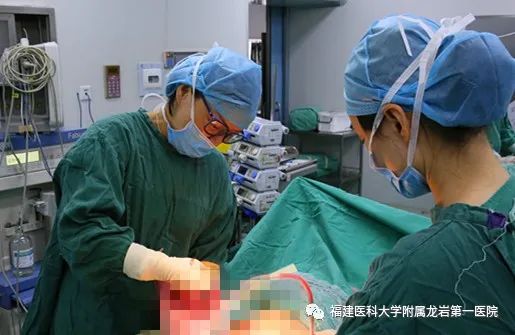 顺产6斤女宝宝生产过程痛不欲生,生完宝宝后大出血