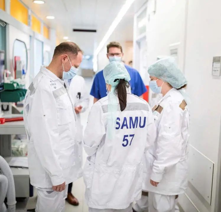 不平凡的2020年让我们更加懂珍惜,不平凡的2020值得我们一起铭记