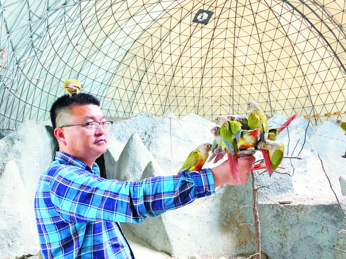 北京动物园怎么认养动物,动物园推犀牛