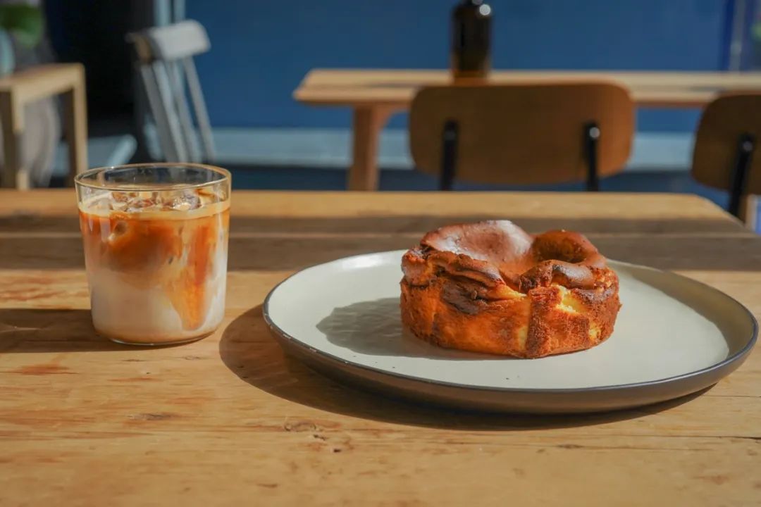 电饭锅芝士蛋糕最简单的做法,教你做现在超火的芝士蛋糕