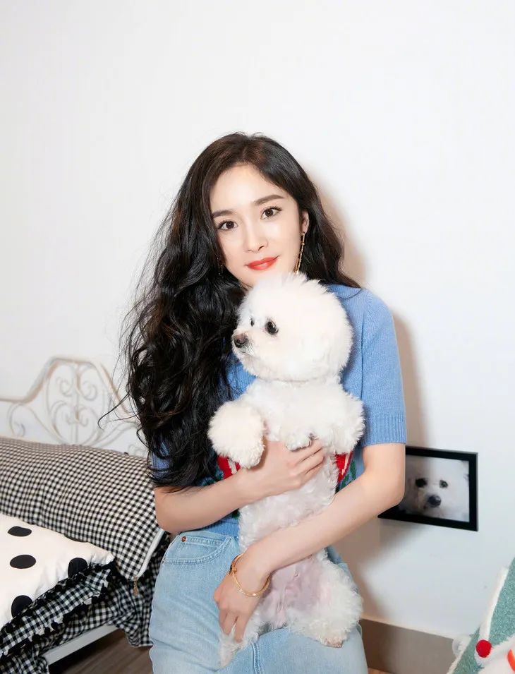 美人计|杨幂吃播了一个小时，口红都没掉色