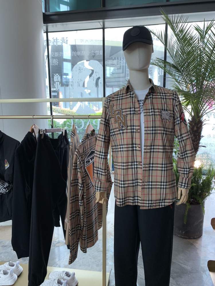 巴宝莉最值得买的便宜包,巴宝莉特价折上折