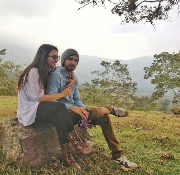 哥伦比亚小夫妻的成年漫画甜哭网友：他们眼中的世界，真美