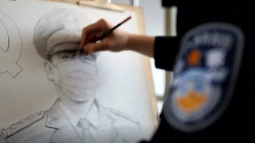 【一线日记】一位会画画民警的工作日志