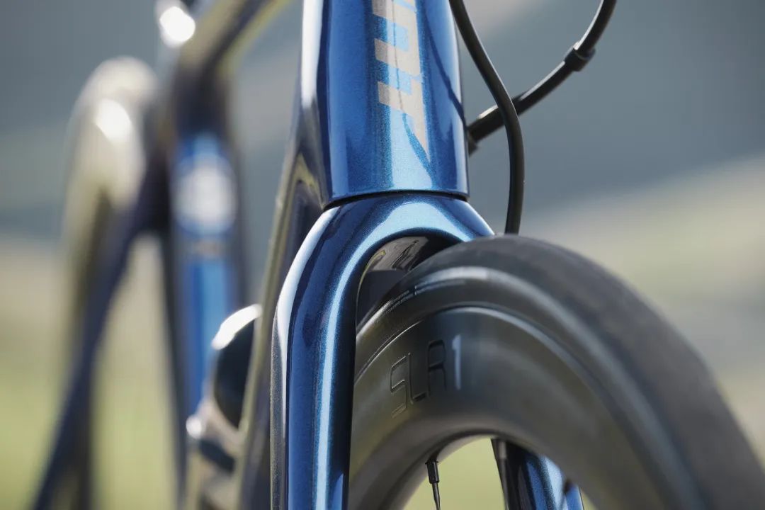 捷安特2023款TCR价格表,捷安特ocr和tcr区别