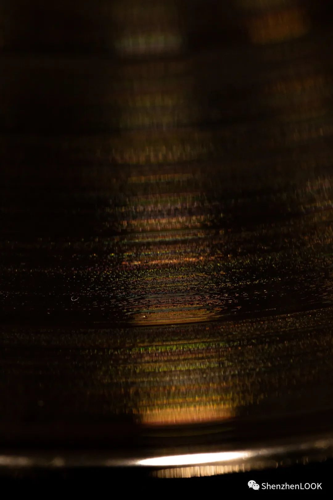 LOOK|深圳「黑胶店」,4家复古唱片行