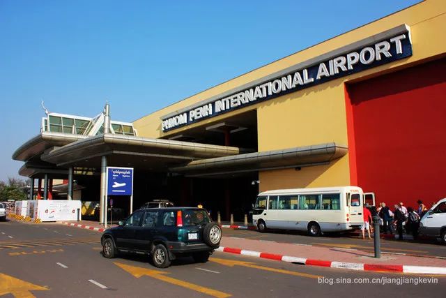 听说工资很高,我应聘到柬埔寨“种菠菜”,结果很意外......