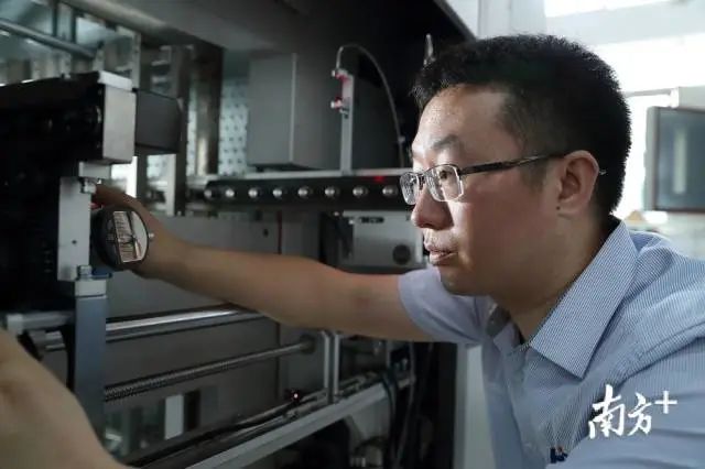 2019“宝安工匠”罗文欣：国内垂直加热炉研发第一人