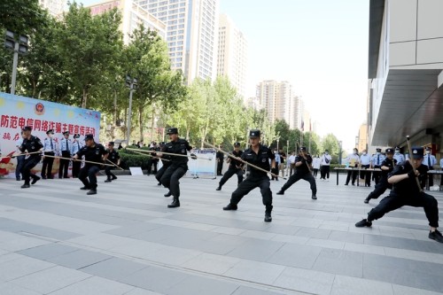 冒充领导转账30万,冒充领导让财务转账238万