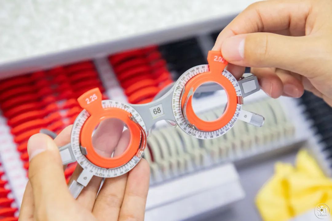 蔡司依视路镜片五折送镜框,蔡司依视路3.6折多少钱