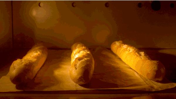 凹造型法棍图片,有嚼劲的法棍