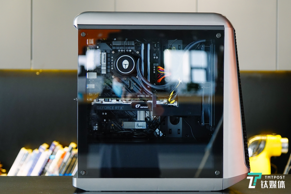 雷神911黑武士3代主机是什么水冷,雷神911黑武士3代主机水冷